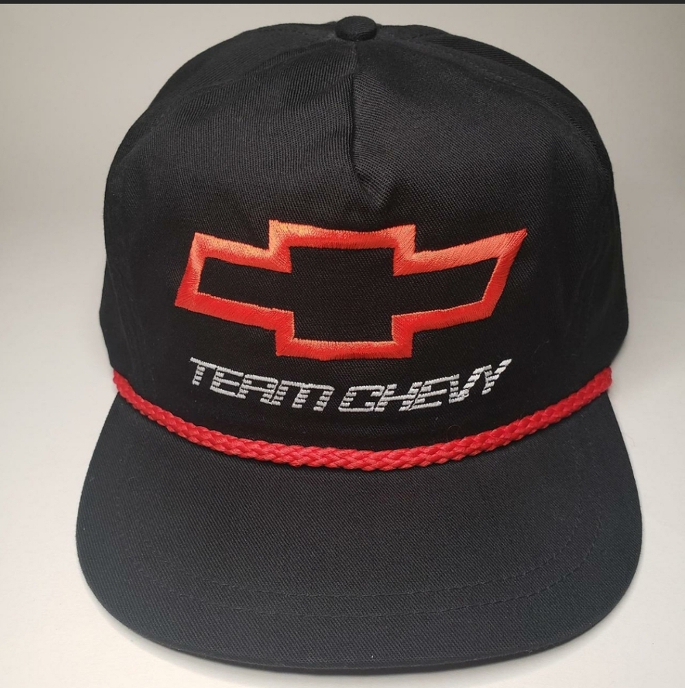 *SOLD 7-2 Vintage Chevrolet Black Snapback Cap with embroidered Red Logo Emblem
